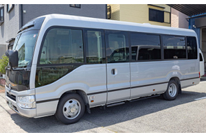 マイクロバス　TOYOTA コースター